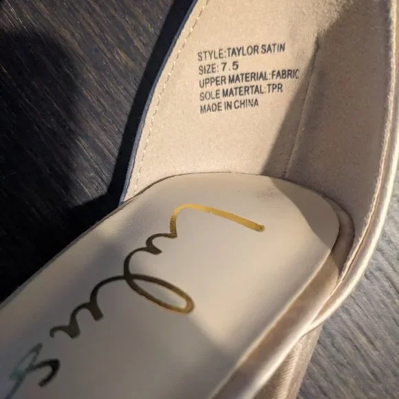 Lulu's Block Heel - Picture 3 of 3